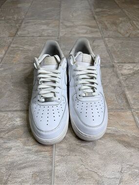 Nike Air Force 1 Low Triple White Men’s Shoe Size 11 White CW2288-111 Preowned